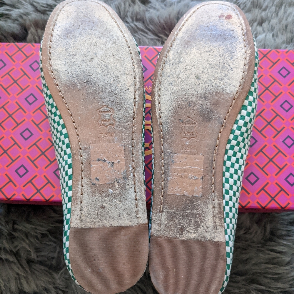 Tory Burch Russell Loafer Flats. - Picture 12 of 12